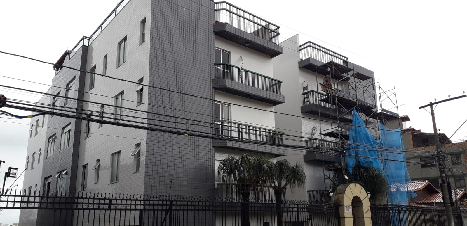 3f0ab94d-b8e6-410a-ab05-7df03aea8bc0